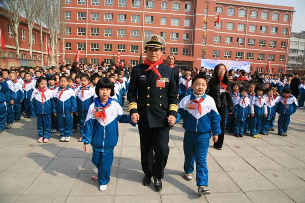 clip_image004.jpg http://www.zgggw.gov.cn/d/file/gedixinxi/jingyanjiaoliu/2018-12-19/e55941de7a65edb28370d36ff0e224e8.jpg